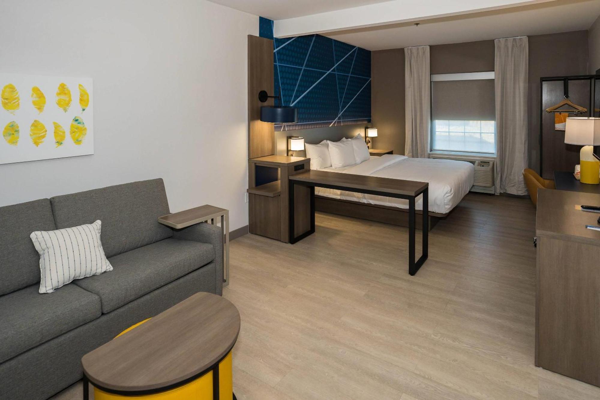 Comfort Inn & Suites River City Decatur Extérieur photo